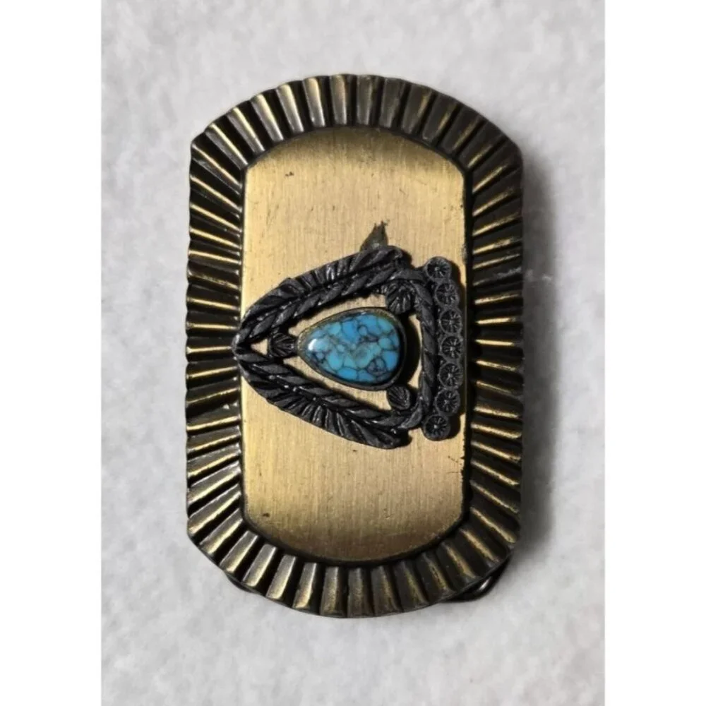 Vintage Belt Buckle with Turquoise Arrow Shaped Stone‎ Design
